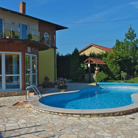 Gasthaus Joo-Wellness Pension Rabapaty ภายนอก รูปภาพ