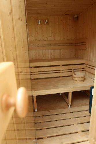Gasthaus Joo-Wellness Pension Rabapaty ภายนอก รูปภาพ