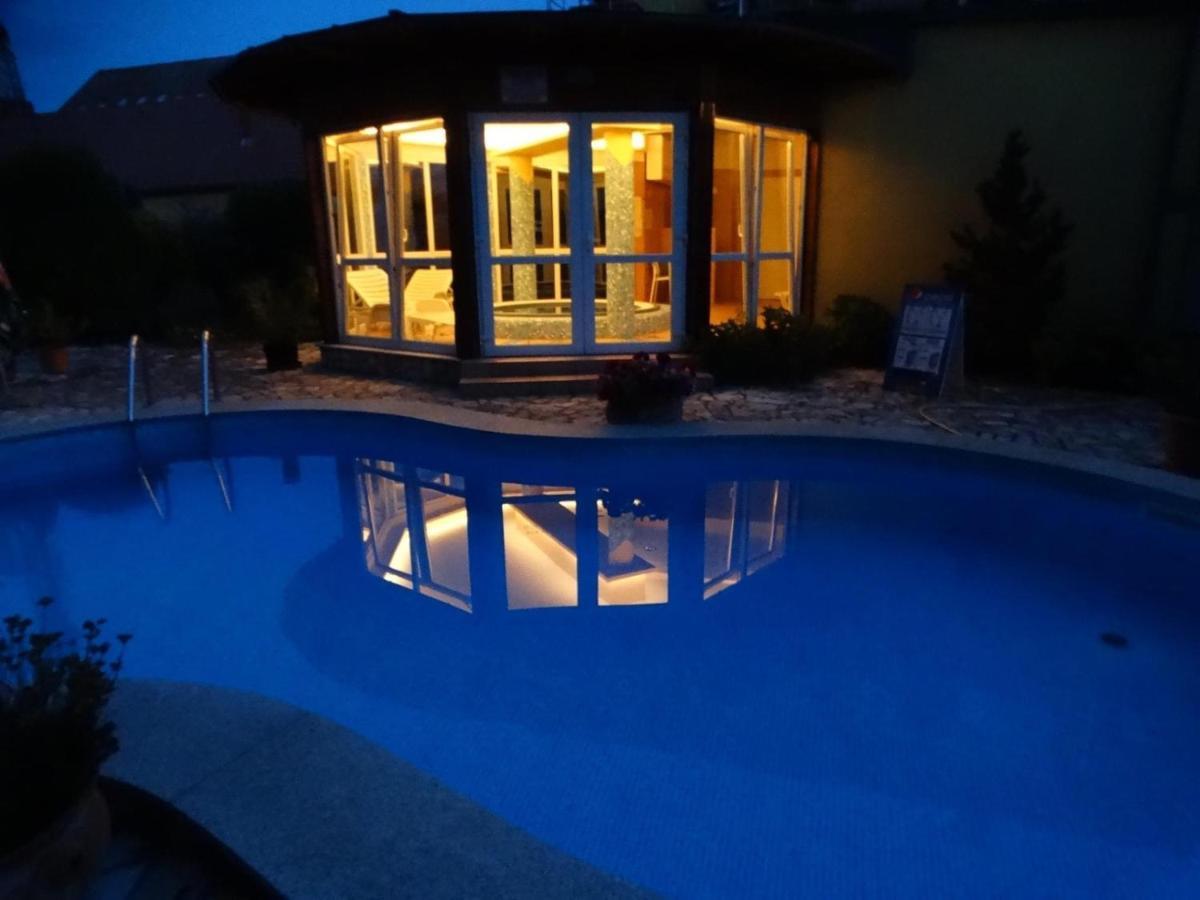 Gasthaus Joo-Wellness Pension Rabapaty ภายนอก รูปภาพ
