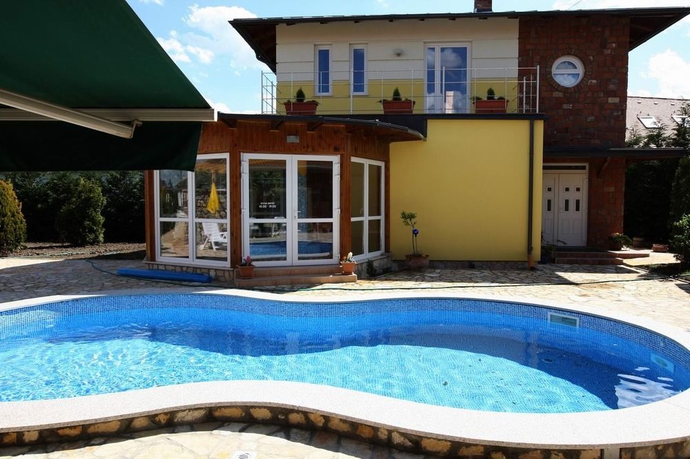 Gasthaus Joo-Wellness Pension Rabapaty ภายนอก รูปภาพ