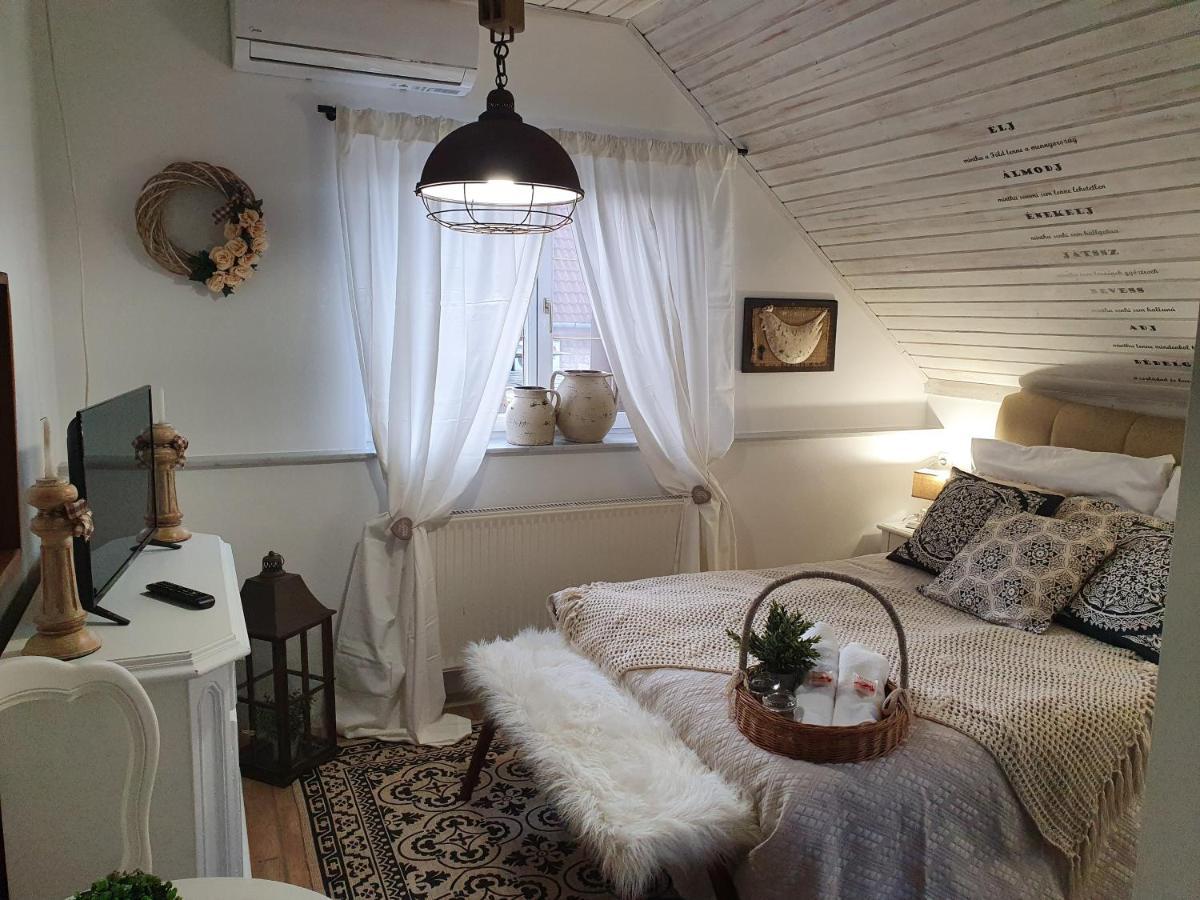 Gasthaus Joo-Wellness Pension Rabapaty ภายนอก รูปภาพ